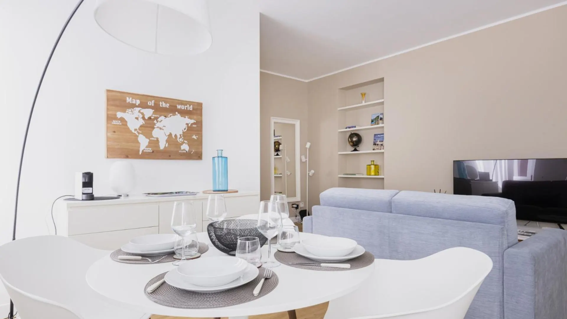 Easylife - Luminoso Appartamento In Buenos Aires Milan 0*,  Italy